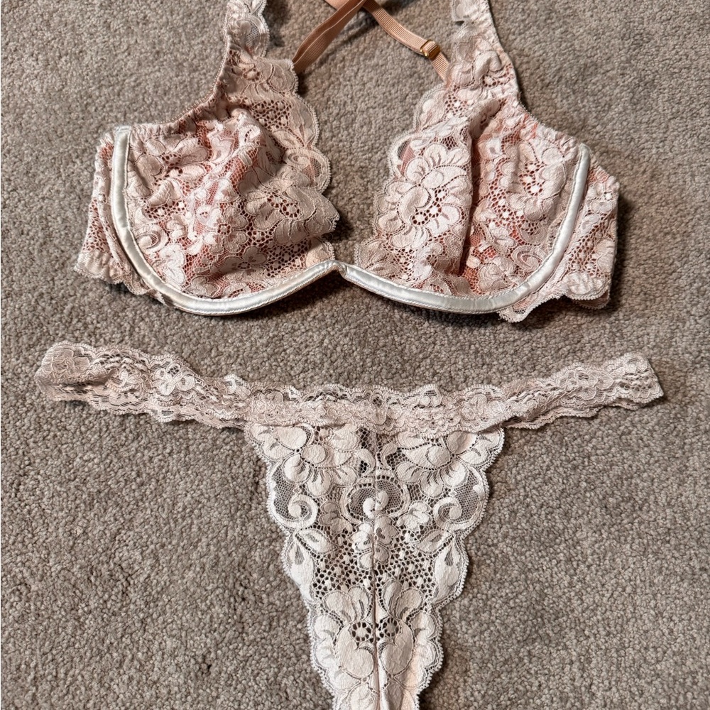 Lace Intimates Set in Cream